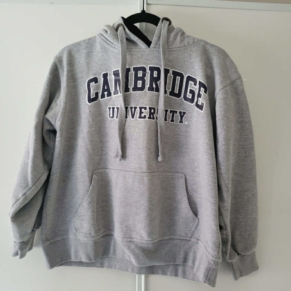 University of Cambridge Hooded Sweatshirt. Size Medium. Official Merchan…